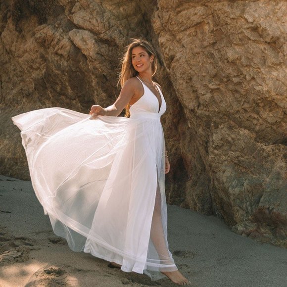 LAST ONE -PETAL DUST MAXI DRESS - WHITE - Picture 5 of 9